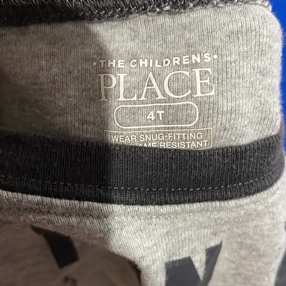 CHILDRENS PLACE PAJAMAS 4T🚜🚧 - Picture 4 of 4